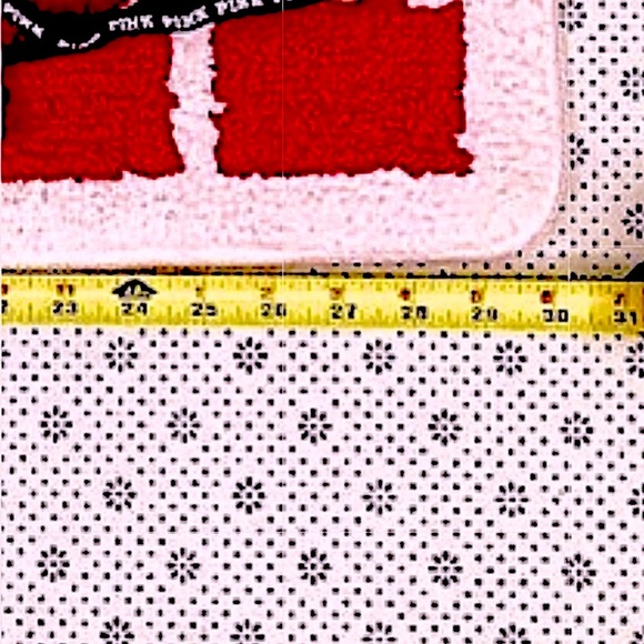 🆕VS PINK BATH RUG/MAT BNWT QUALITY NON-SLIP - Picture 3 of 7